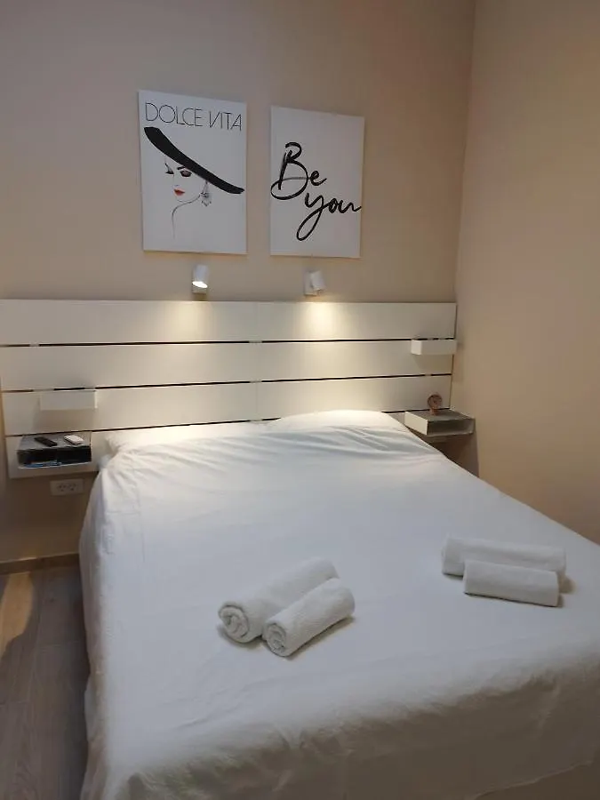 Apartment Vespa & Jacuzzi Spalato 0*,
