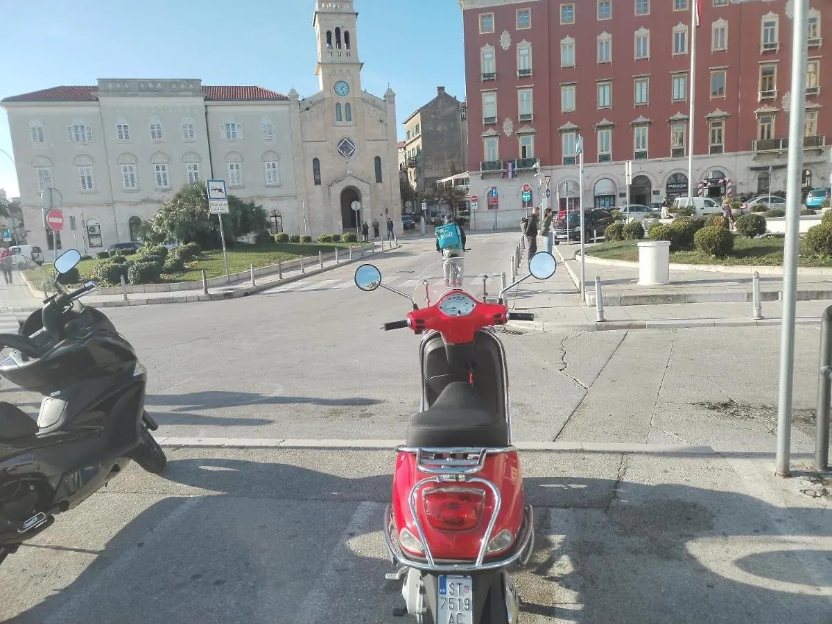 Apartment Vespa & Jacuzzi Split Croatia